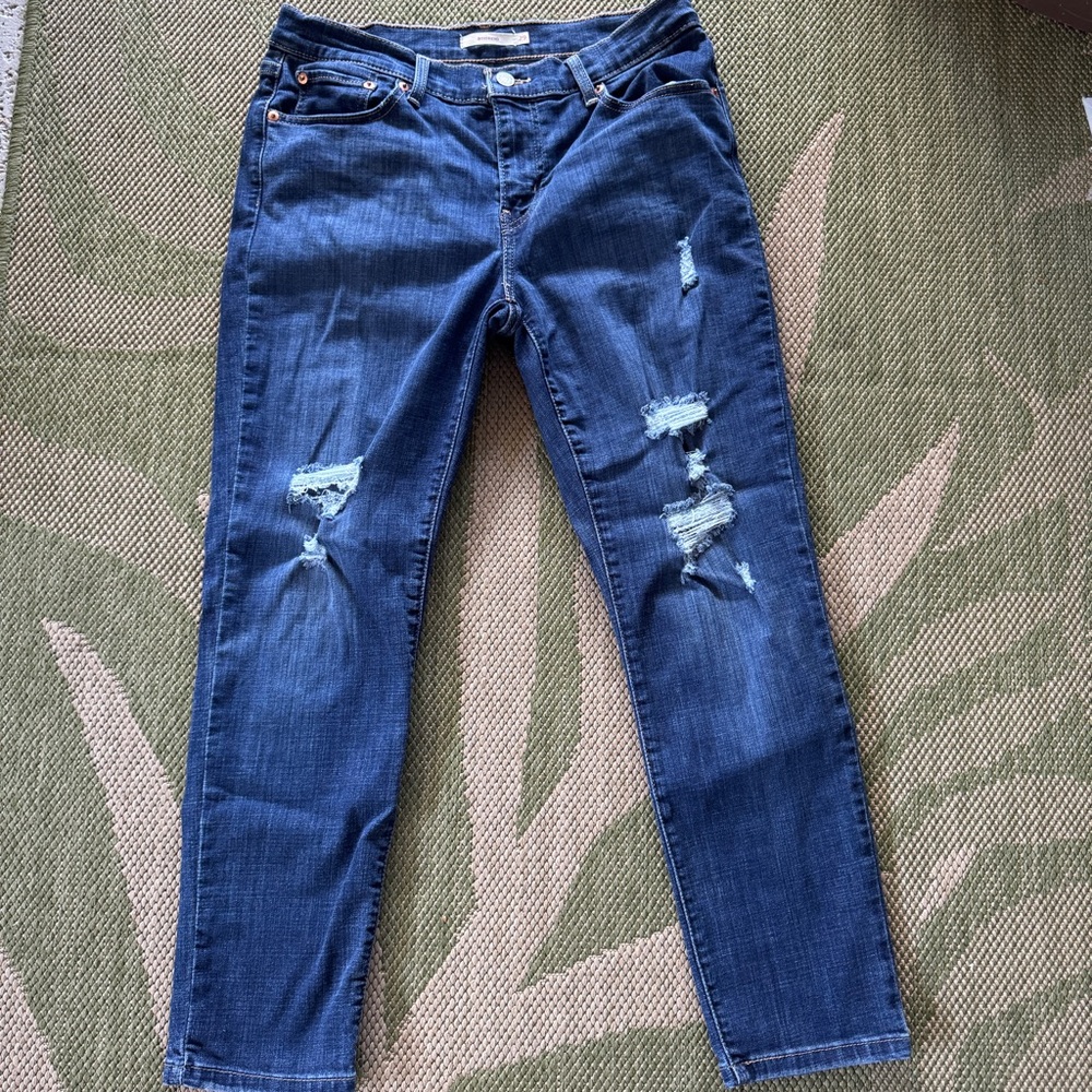 Levi’s Boyfriend Cropped Distressed Jeans Dark Indigo